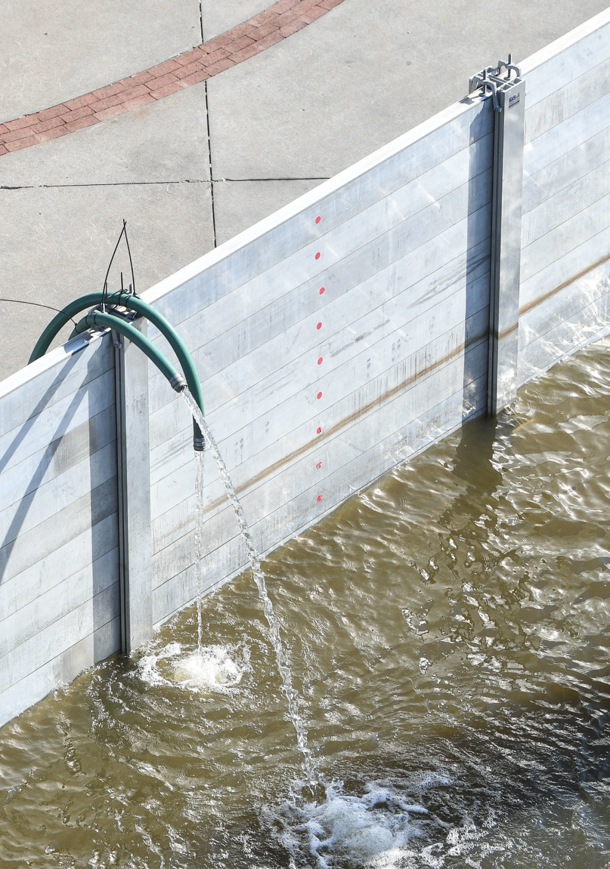 041619-qct-qca-flood-003a.JPG